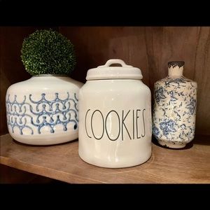 Rae Dunn Cookie Jar 🍪